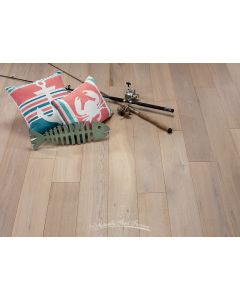 NATURALLY AGED COLONIAL WHITE, MEDALLION COLLECTION, MC-CW-7.5, WIRE BRUSHED 7.5 INCH WIDE, HARDWOOD FLOORING 