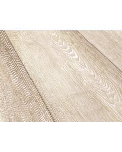 GemCore Anderson — Sapphire Collection plank, angle view (REWLVTGC20AN)