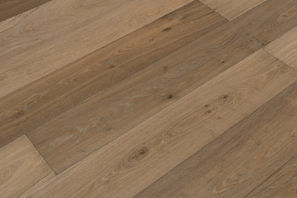 Knotty Barrel Oak