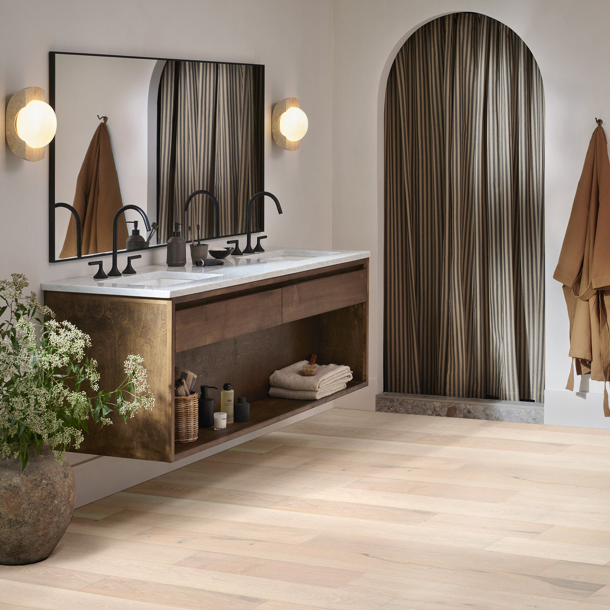 Coast to Coast hardwood flooring room scene
