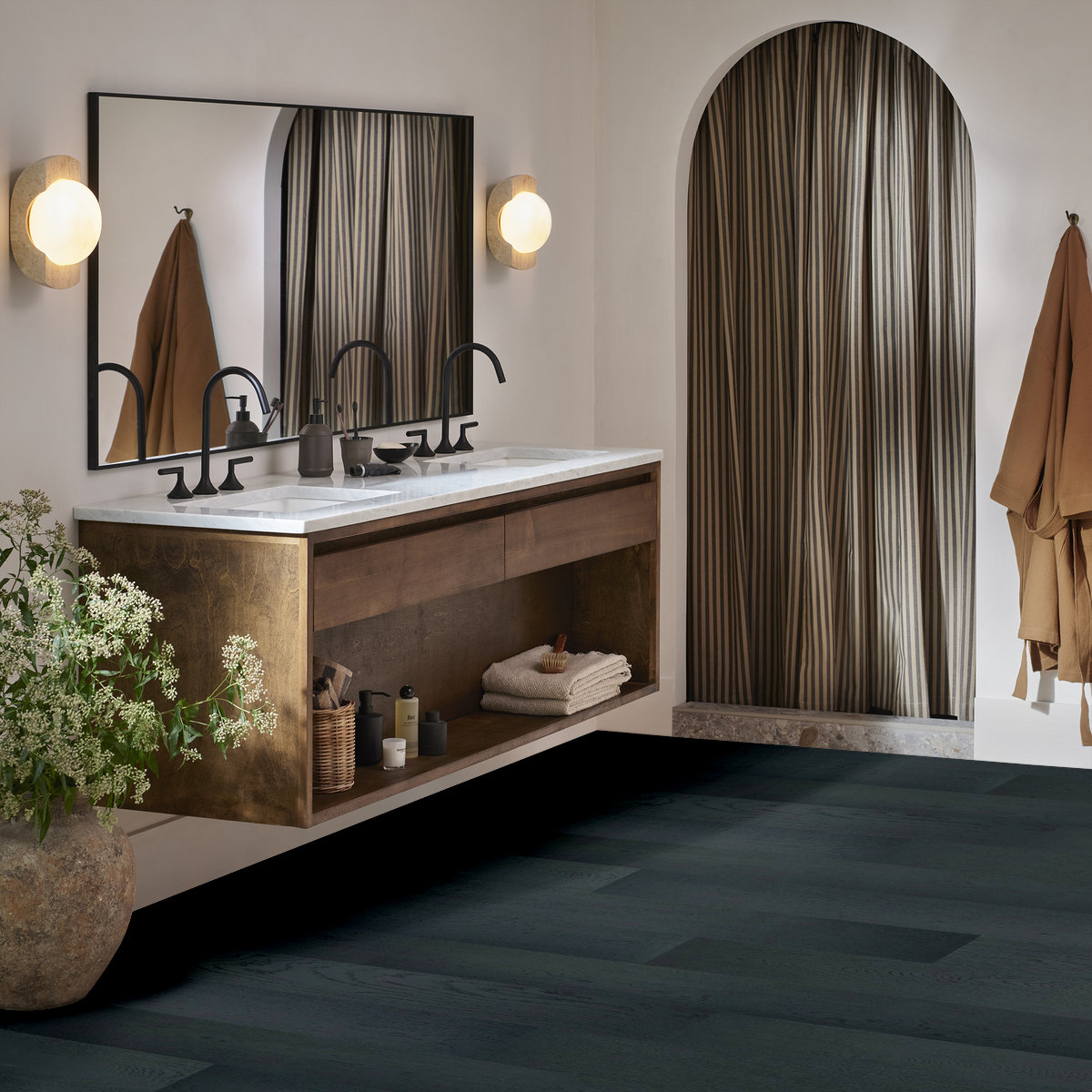 Ravenwood hardwood flooring room scene
