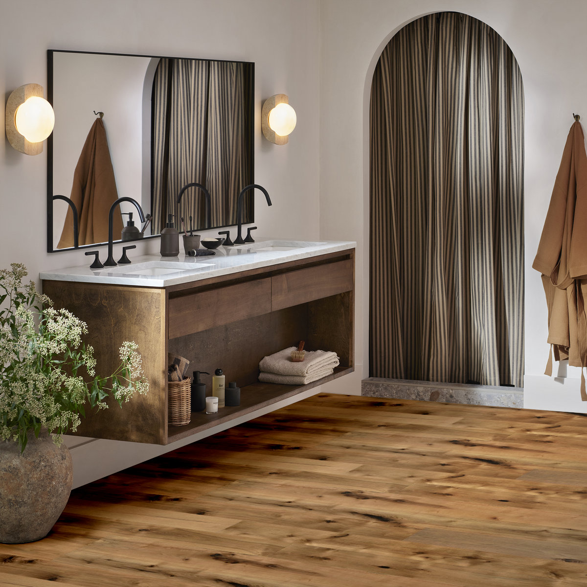 Transcendence hardwood flooring room scene